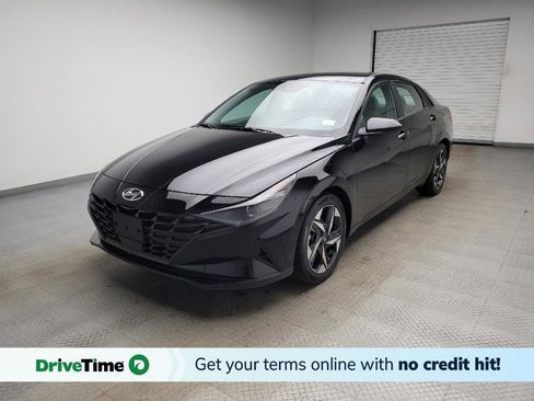 Used 2023 Hyundai Elantra SEL w/ Convenience Package image 1