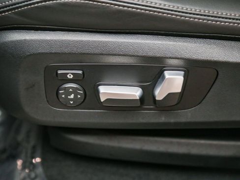 Certified 2024 BMW X5 sDrive40i w/ Premium Package RWD image 23