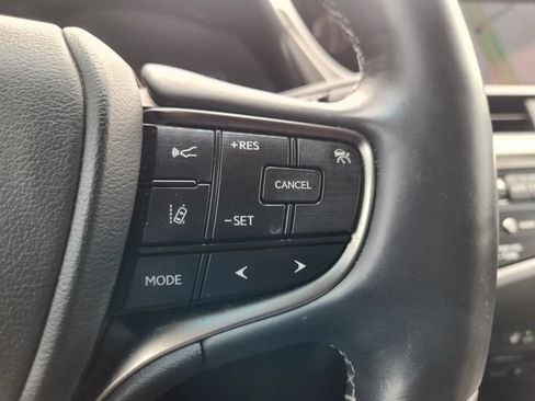Used 2019 Lexus ES 350 w/ Accessory Package FWD image 29