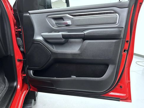 Used 2022 RAM 1500 Big Horn AWD/4WD image 16