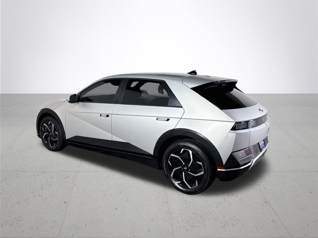 Used 2024 Hyundai Ioniq 5 SEL AWD/4WD image 8