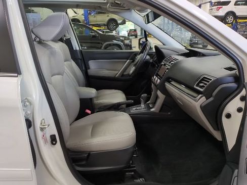 Used 2018 Subaru Forester 2.5i Limited AWD/4WD image 14