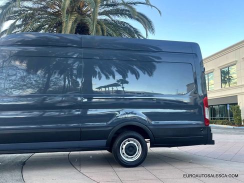 Used 2020 Ford Transit 250 148 High Roof Extended image 10