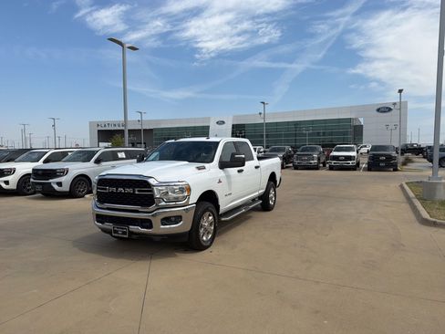 Used 2024 RAM 2500 Big Horn w/ Off Road Package image 27