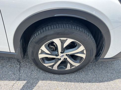 Used 2022 Subaru Outback Limited AWD/4WD image 10