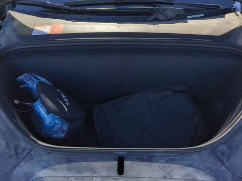 Used 2018 Tesla Model X 75D image 21