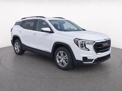 Used 2024 GMC Terrain SLE w/ Driver Convenience Package