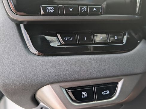 Used 2024 Lexus RX 350 F Sport w/ Technology Package image 23