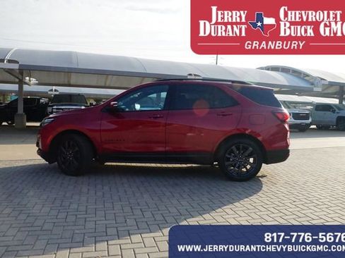 Used 2023 Chevrolet Equinox RS w/ RS Leather Package image 4