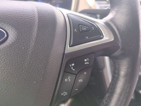 Used 2016 Ford Fusion Energi Titanium w/ Driver Assist Package FWD image 26