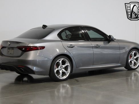 Used 2020 Alfa Romeo Giulia Ti Sport image 18