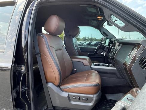 Used 2014 Ford F250 Platinum AWD/4WD image 36