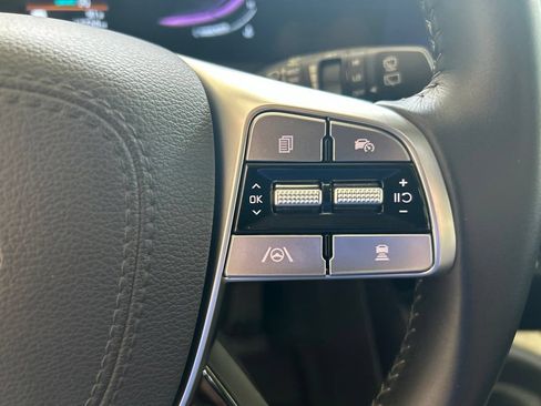 Used 2025 Kia Telluride S AWD/4WD image 45