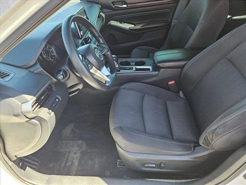 Used 2019 Nissan Altima 2.5 S image 10