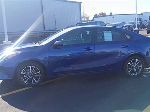 Certified 2024 Kia Forte LXS image 7