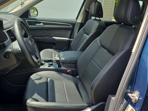 Used 2023 Volkswagen Atlas SE w/ Panoramic Sunroof Package AWD/4WD image 5