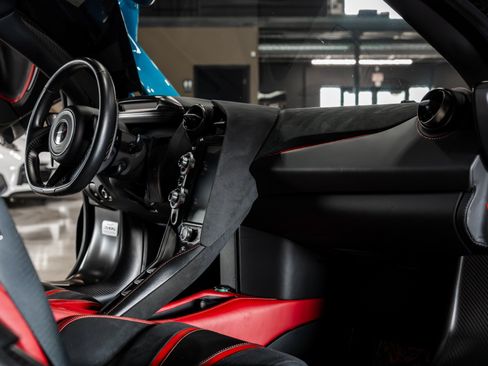 Used 2018 McLaren 720S RWD image 33