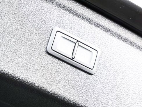 Used 2025 Audi Q5 2.0T Premium Plus w/ Premium Plus Package image 28