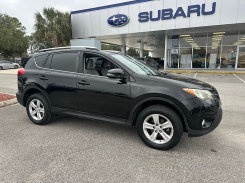 Used 2014 Toyota RAV4 XLE image 1