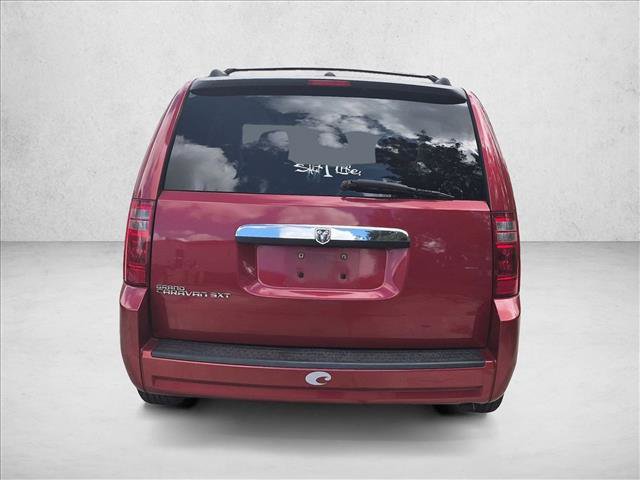 Used 2008 Dodge Grand Caravan SXT FWD image 4