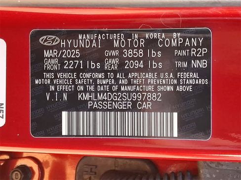 Used 2025 Hyundai Elantra Sport image 27