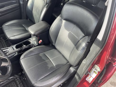 Used 2018 Subaru Forester 2.5i Touring AWD/4WD image 15