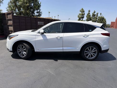 Used 2023 Acura RDX FWD w/ Technology Package image 3
