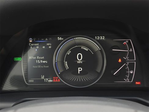 New 2025 Lexus ES 300h w/ Luxury Package image 19