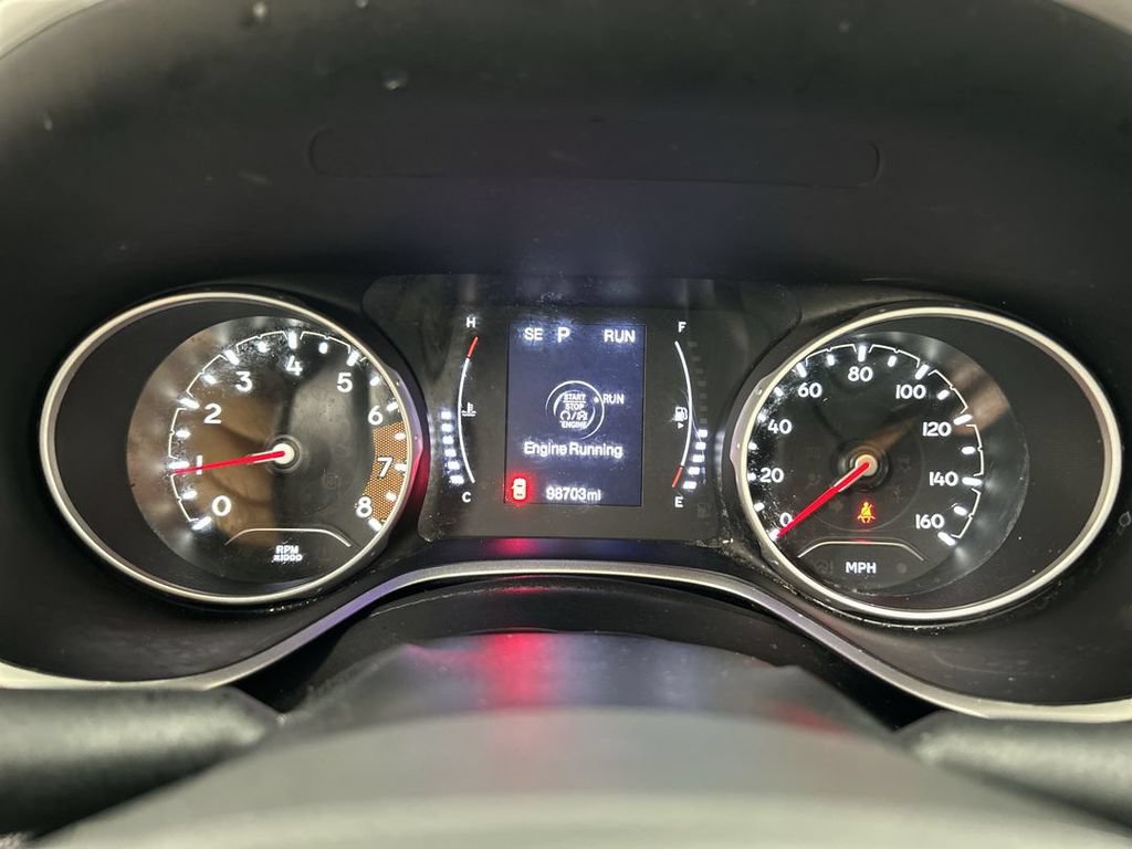 Used 2021 Jeep Compass Latitude w/ Sun and Sound Group AWD/4WD image 13