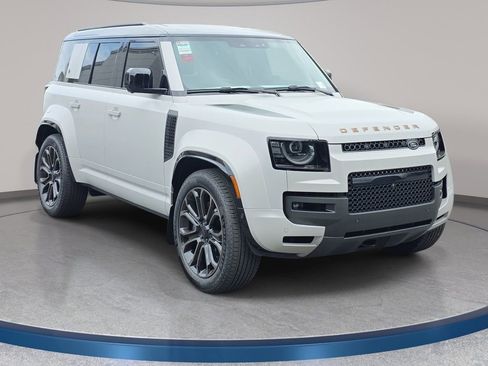 New 2026 Land Rover Defender 110 OCTA AWD/4WD image 3