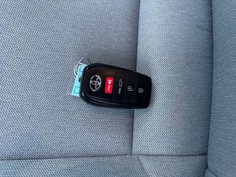 Used 2025 Toyota Camry LE image 29