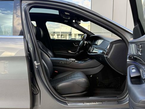 Used 2016 Mercedes-Benz S 550 Sedan image 33