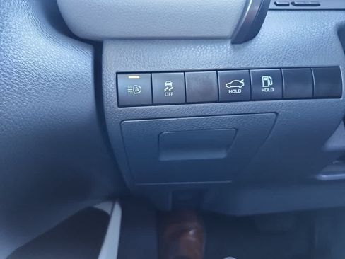 Used 2021 Toyota Camry XSE FWD image 20