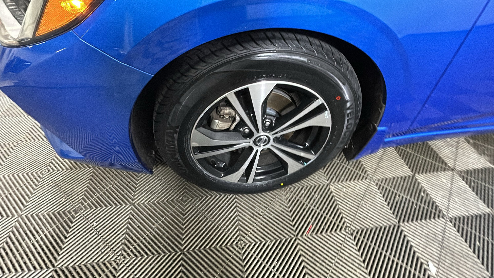 Used 2020 Nissan Sentra SV FWD image 11