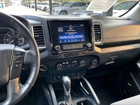 Certified 2023 Nissan Frontier SV w/ Technology Package AWD/4WD image 7