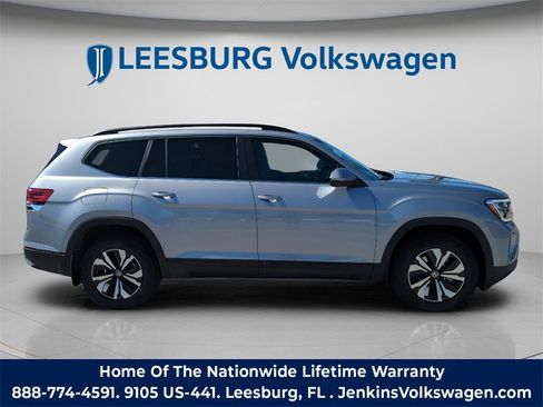 New 2026 Volkswagen Atlas SE image 3