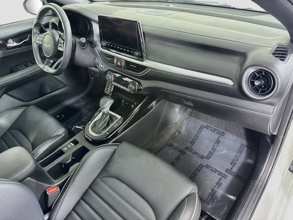Used 2024 Kia Forte GT-Line w/ GT-Line Premium Package FWD image 33