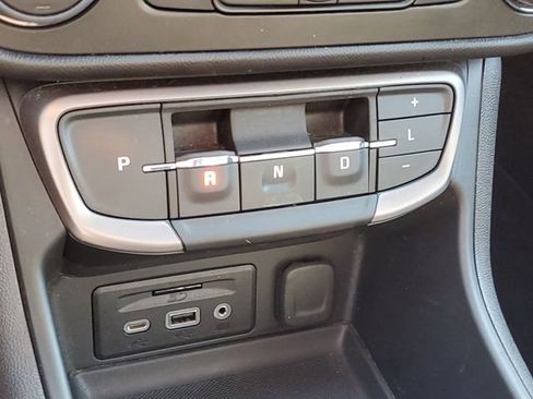 Certified 2024 GMC Terrain AT4 w/ Infotainment Package II AWD/4WD image 30