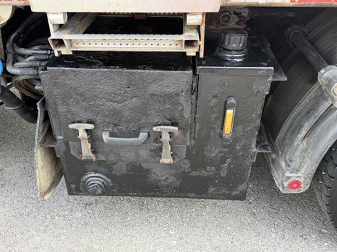 Used 2011 RAM 5500 4x4 Regular Cab w/ PWR Accessory Group image 15