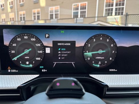 Used 2026 Genesis GV80 2.5T Prestige image 16