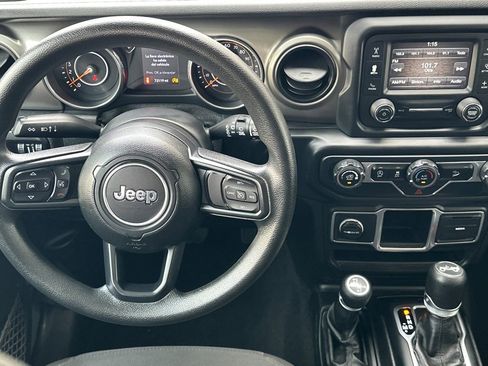 Used 2018 Jeep Wrangler Unlimited Sport AWD/4WD image 14