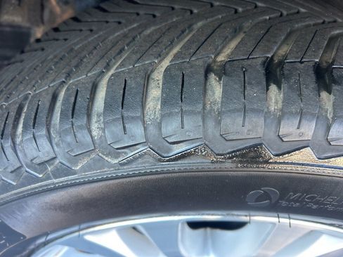 Used 2013 Toyota Sienna XLE image 31