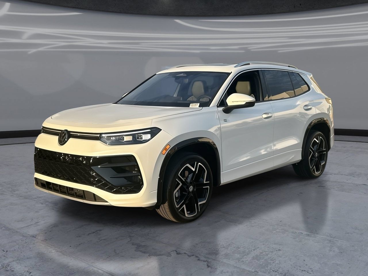 New 2026 Volkswagen Tiguan SEL R-Line AWD/4WD image 1