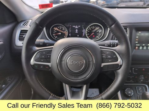 Used 2019 Jeep Compass Latitude w/ Cold Weather Group image 16