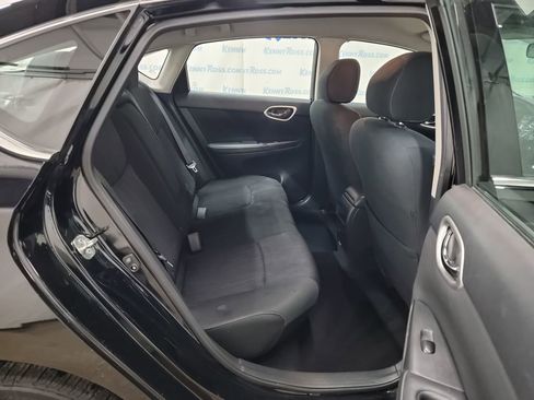 Used 2019 Nissan Sentra SV image 11