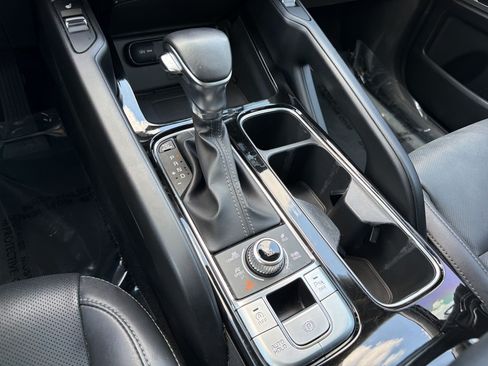 Used 2022 Kia Telluride S AWD/4WD image 17