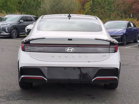 New 2026 Hyundai Sonata SEL image 4
