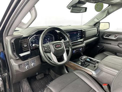 Used 2024 GMC Sierra 1500 SLT w/ SLT Premium Plus Package AWD/4WD image 21