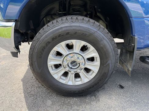 Used 2022 Ford F350 XLT w/ XLT Value Package AWD/4WD image 19