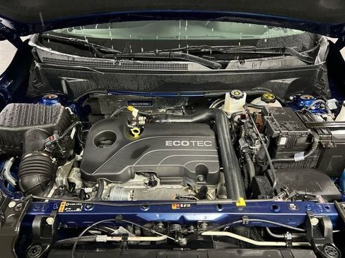 Certified 2022 GMC Terrain SLE w/ Driver Convenience Package image 30